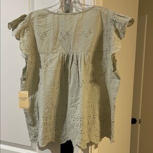 Studio West Eyelet Blouse - Light Green